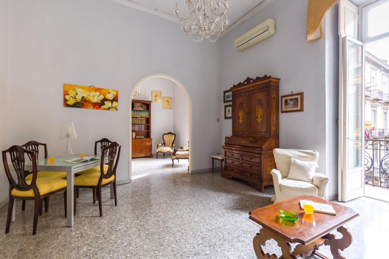 Rettifilo Family Apartment By Wonderful Italy 나폴리 외부 사진