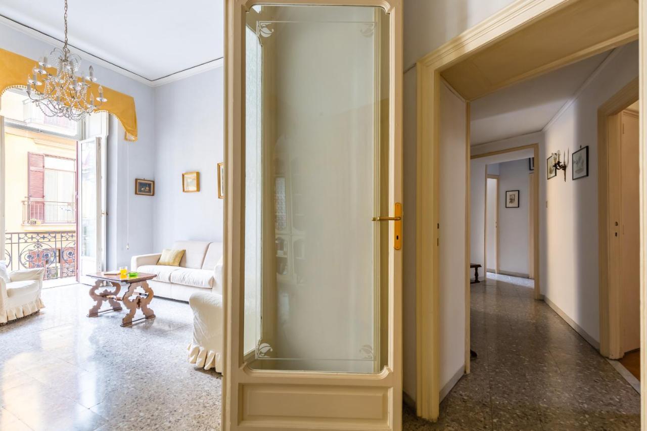 Rettifilo Family Apartment By Wonderful Italy 나폴리 외부 사진